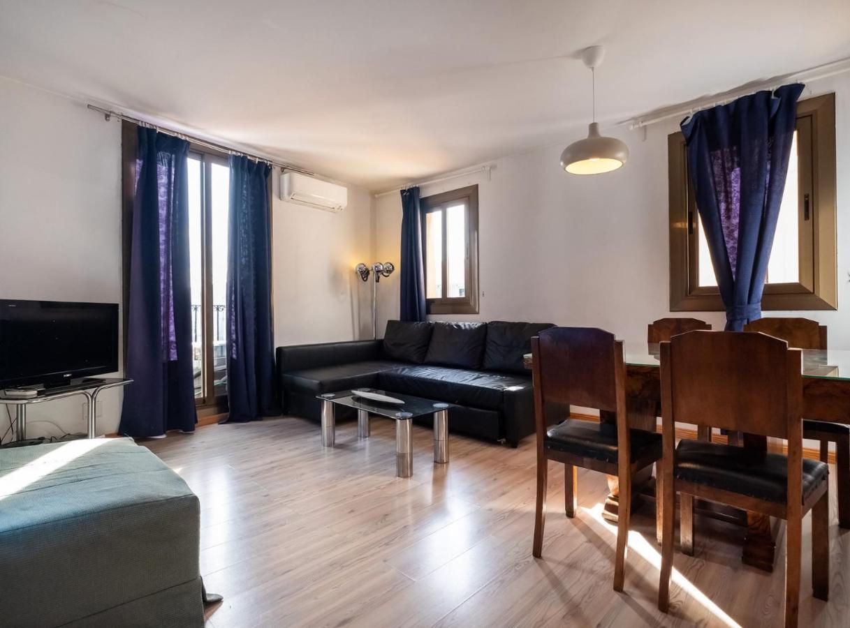 Apartamentos El Pintor Barcelona Eksteriør billede
